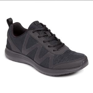 Kiara Pro Vionic sneakers